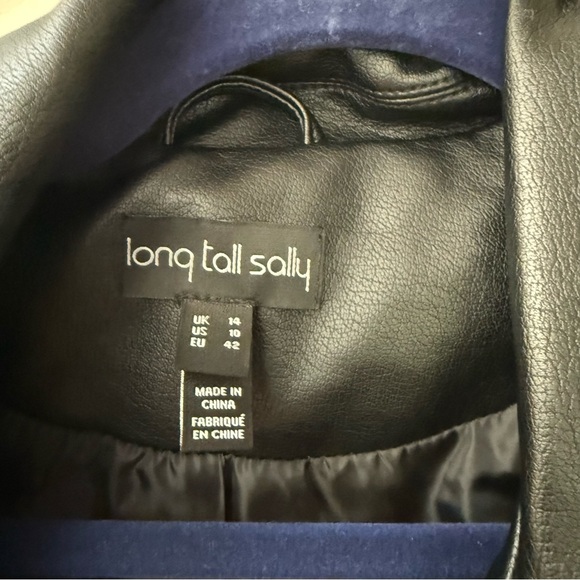 Long Tall Sally Black Faux Leather Jacket with Star Details - Picture 4 of 10